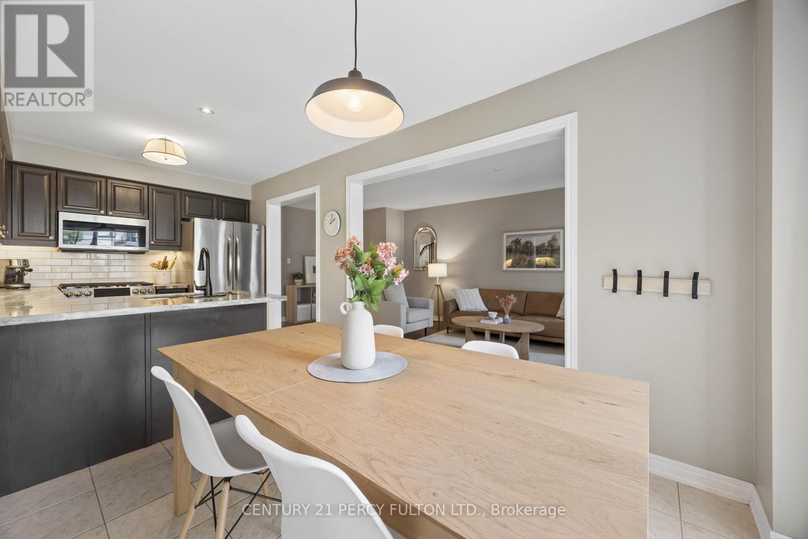 75 Barchester Crescent, Whitby, Ontario  L1M 2L6 - Photo 11 - E13450452