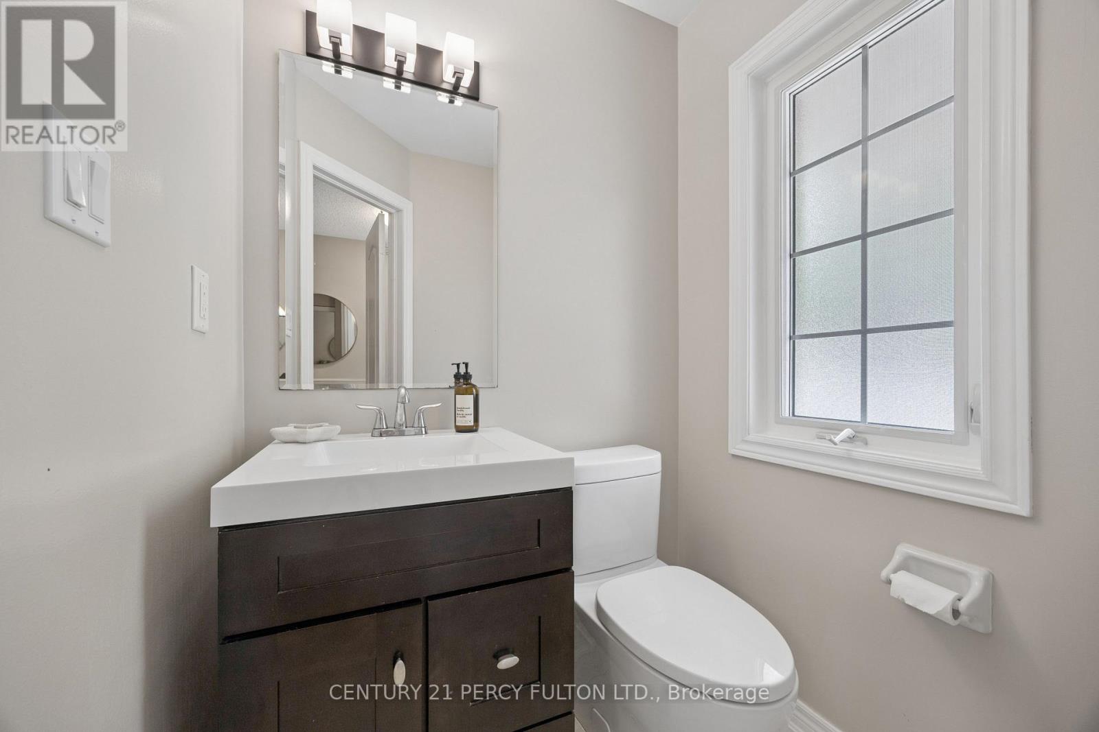 75 Barchester Crescent, Whitby, Ontario  L1M 2L6 - Photo 14 - E13450452