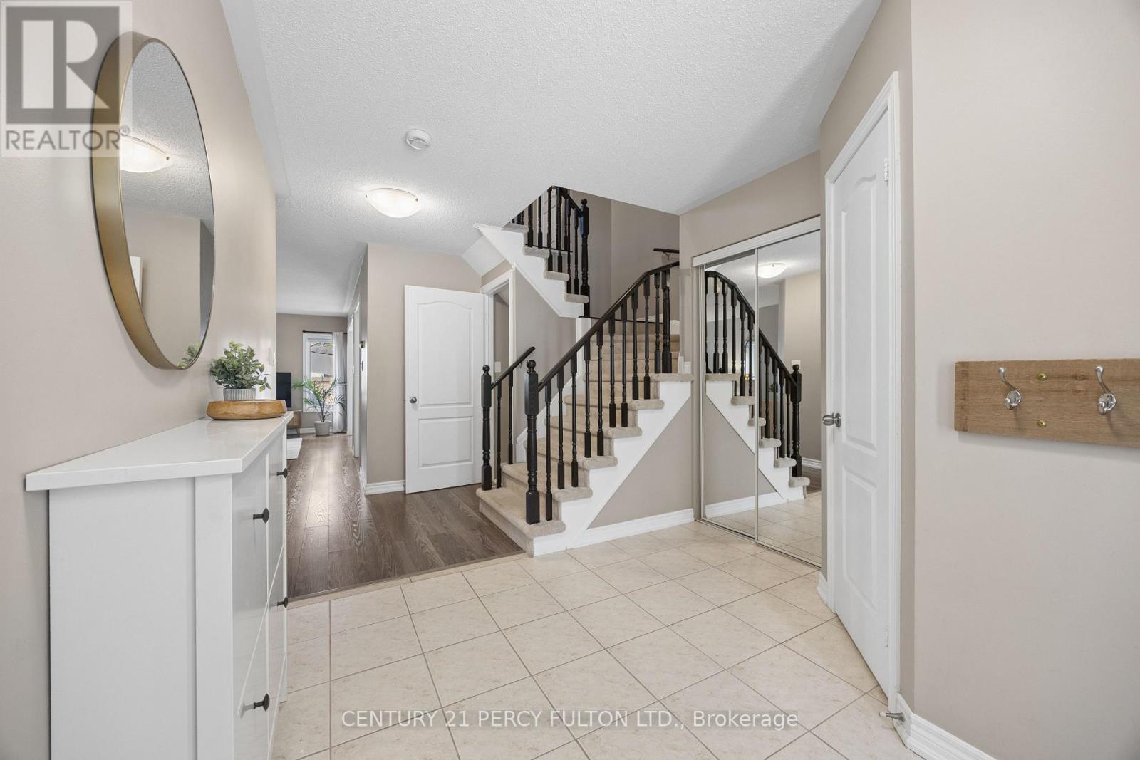75 Barchester Crescent, Whitby, Ontario  L1M 2L6 - Photo 6 - E13450452