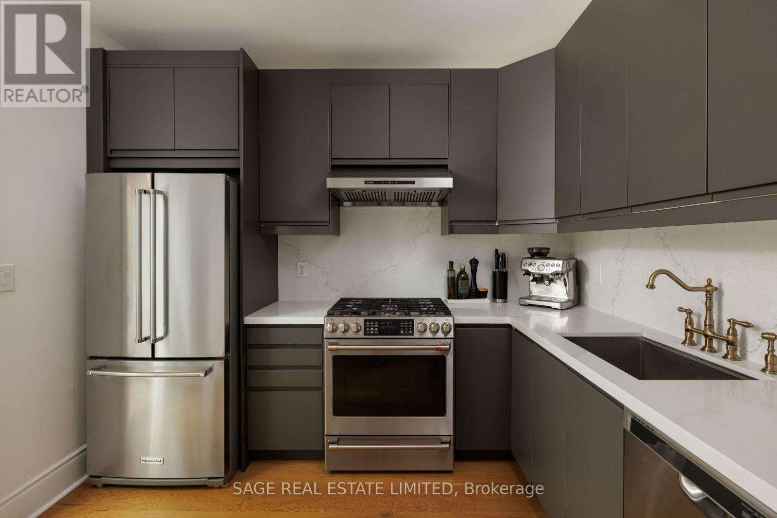283 Booth Avenue, Toronto, Ontario  M4M 2M7 - Photo 21 - E13450508