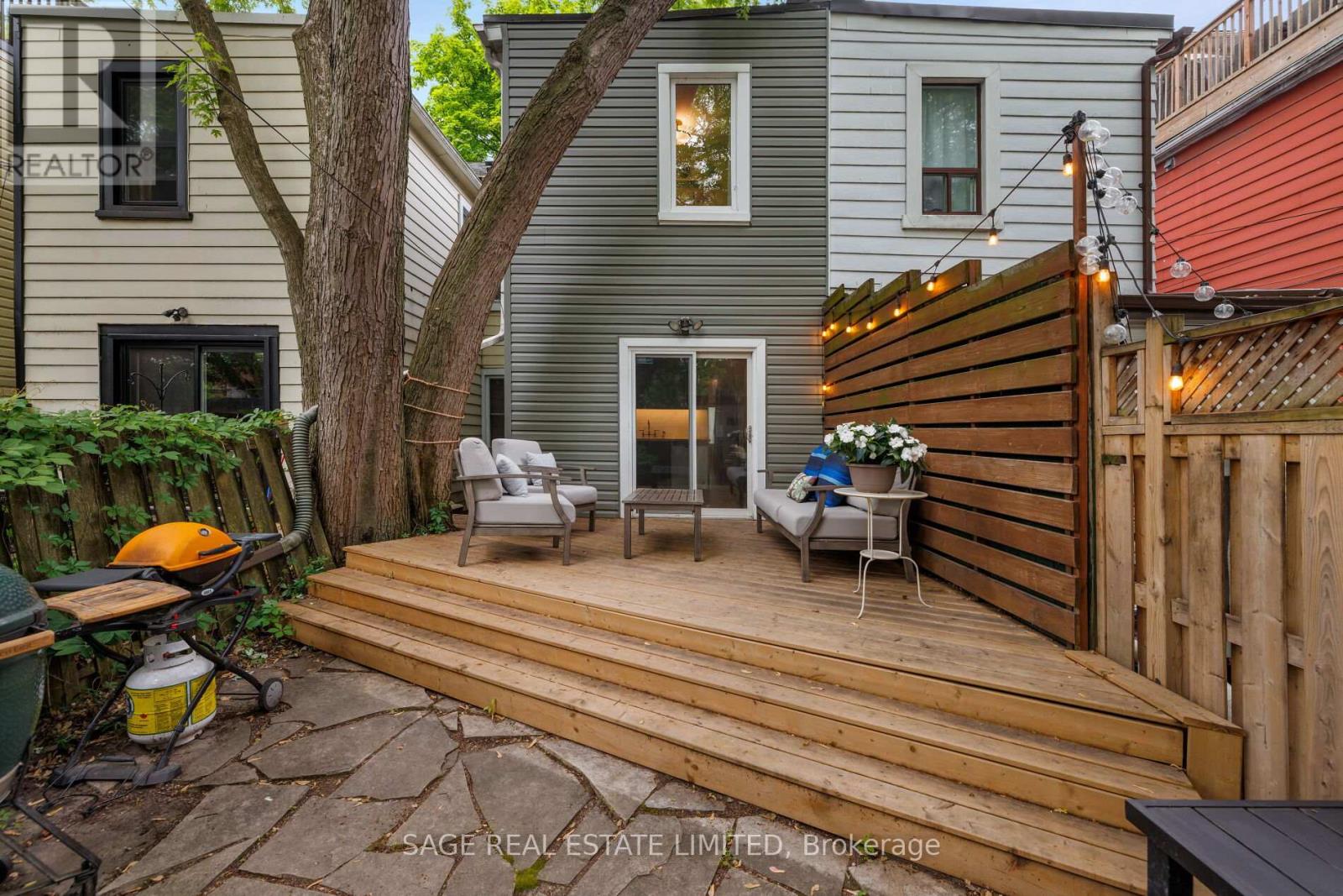 283 Booth Avenue, Toronto, Ontario  M4M 2M7 - Photo 25 - E13450508