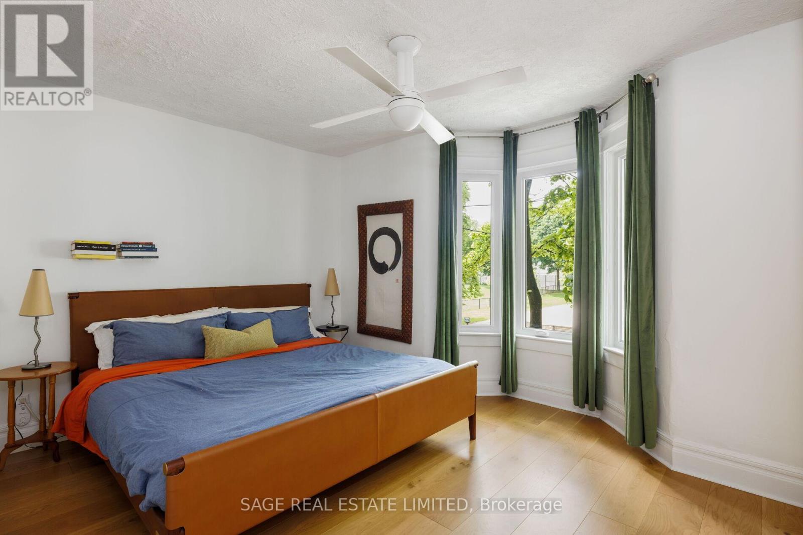 283 Booth Avenue, Toronto, Ontario  M4M 2M7 - Photo 34 - E13450508