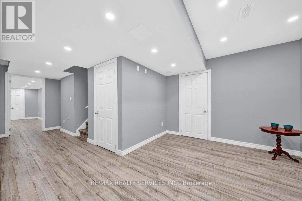 Lower - 93 Bologna Road, Vaughan, Ontario  L4H 2M8 - Photo 4 - N13450184
