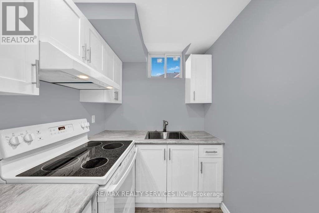 Lower - 93 Bologna Road, Vaughan, Ontario  L4H 2M8 - Photo 6 - N13450184