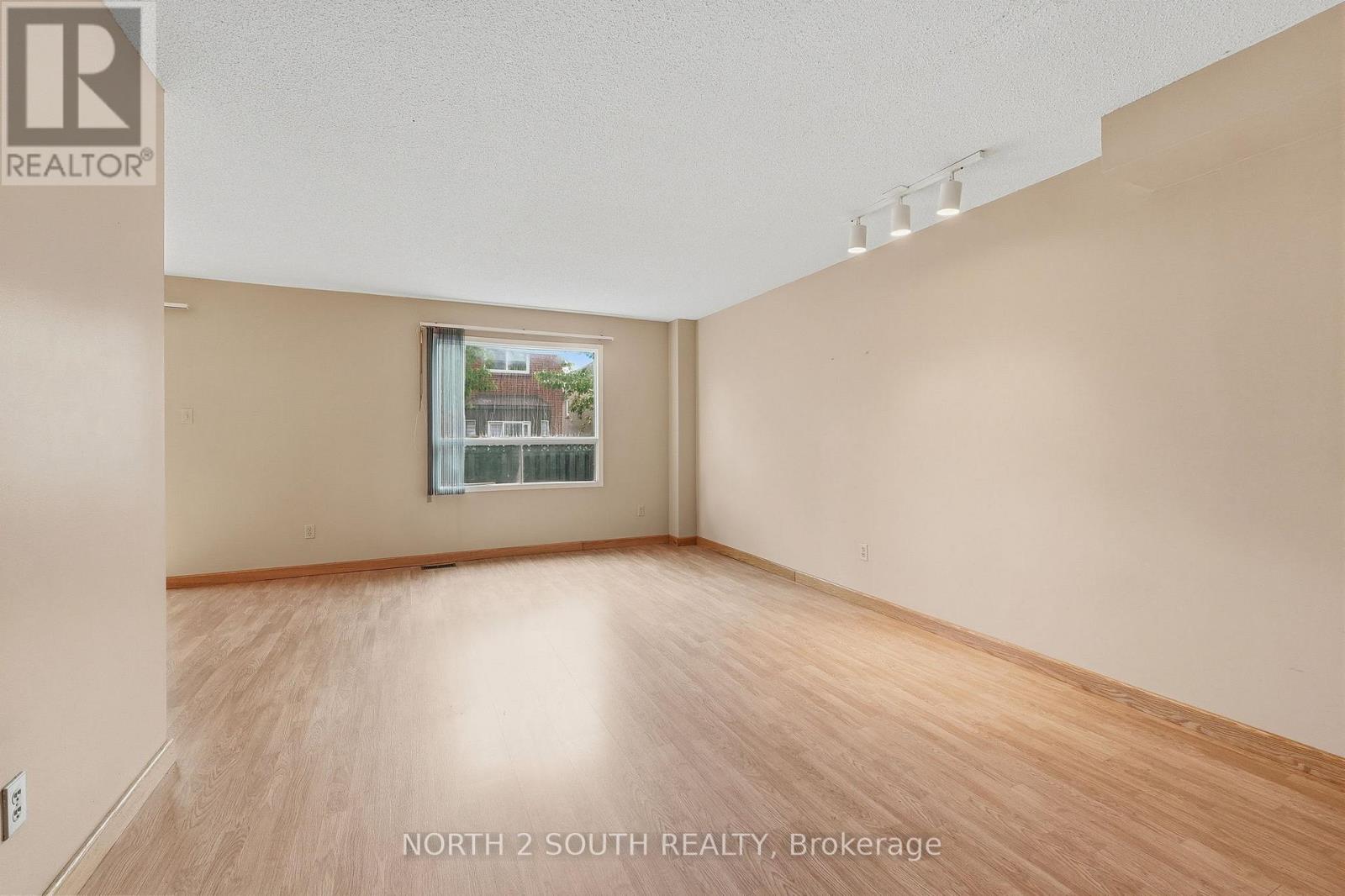 9 Millbank Court, Vaughan, Ontario  L4J 6C4 - Photo 15 - N13450188