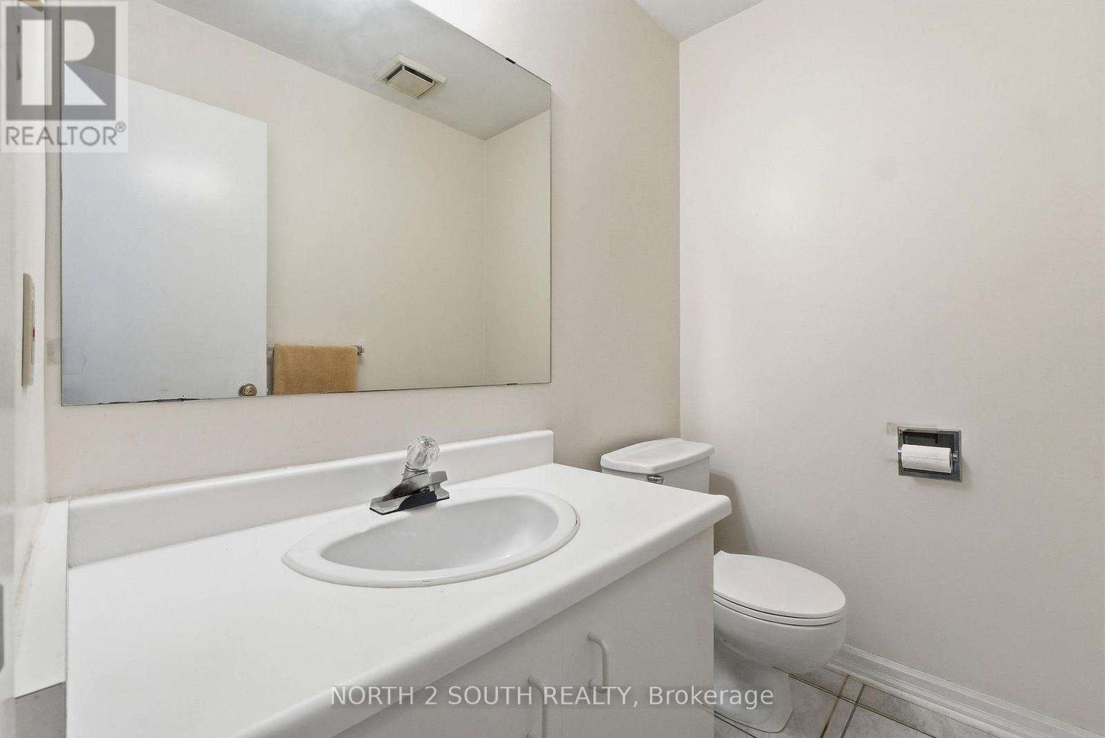 9 Millbank Court, Vaughan, Ontario  L4J 6C4 - Photo 7 - N13450188