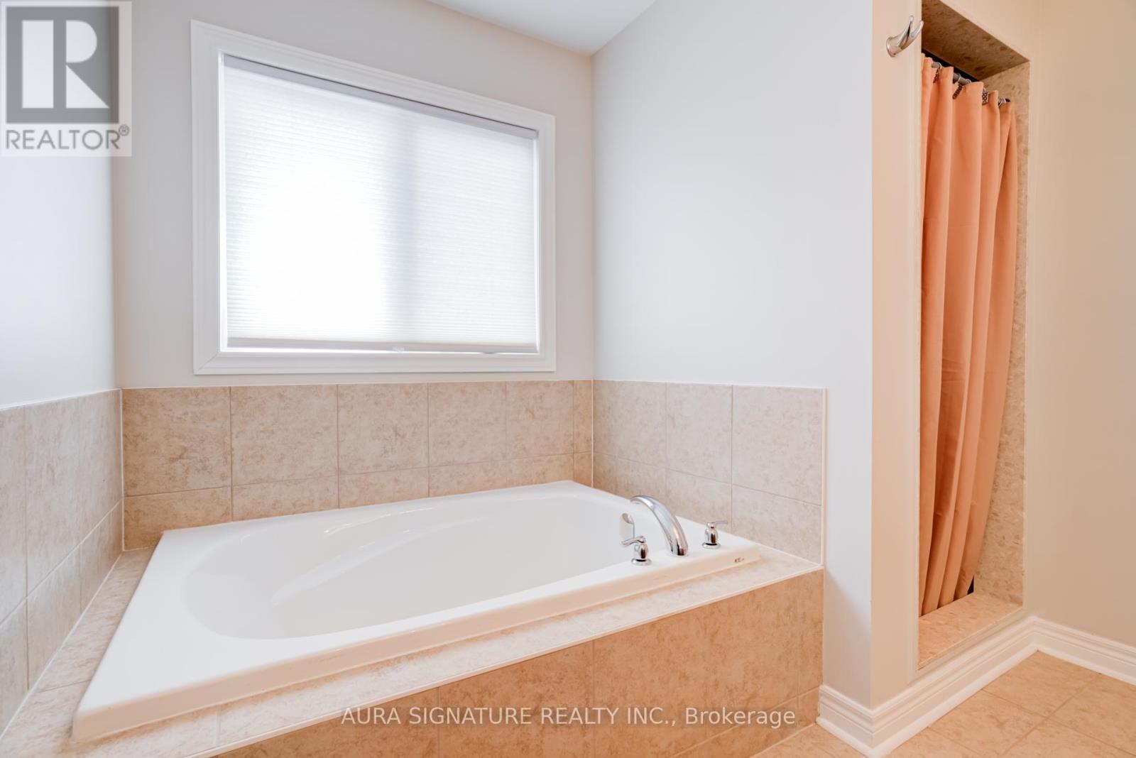 44 Mccabe Lane, New Tecumseth (Tottenham), Ontario  L0G 1W0 - Photo 22 - N13450342