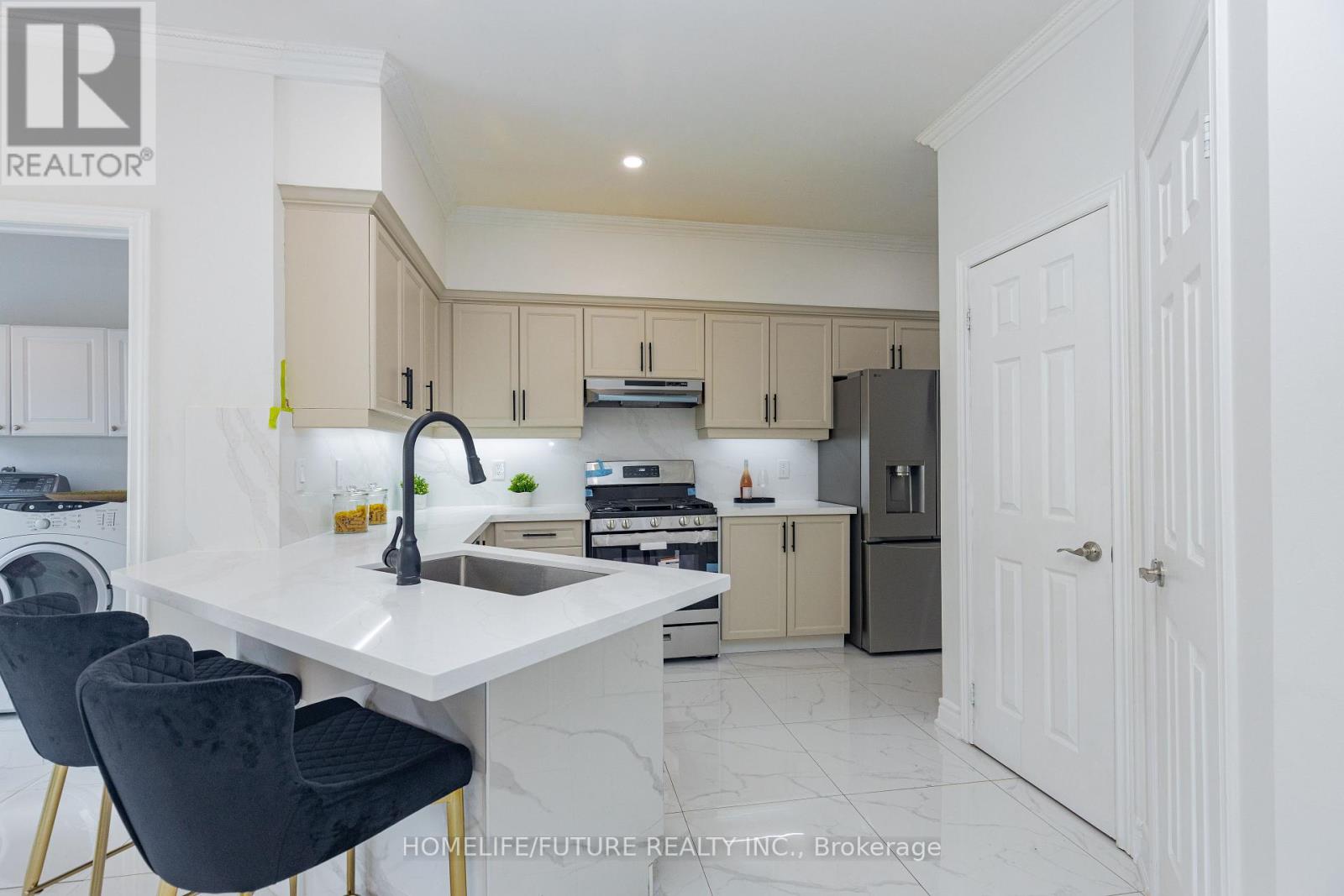 49 Country Glen Road, Markham, Ontario  L6B 1B6 - Photo 13 - N13450412
