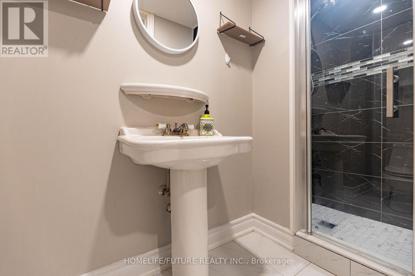 49 Country Glen Road, Markham, Ontario  L6B 1B6 - Photo 45 - N13450412