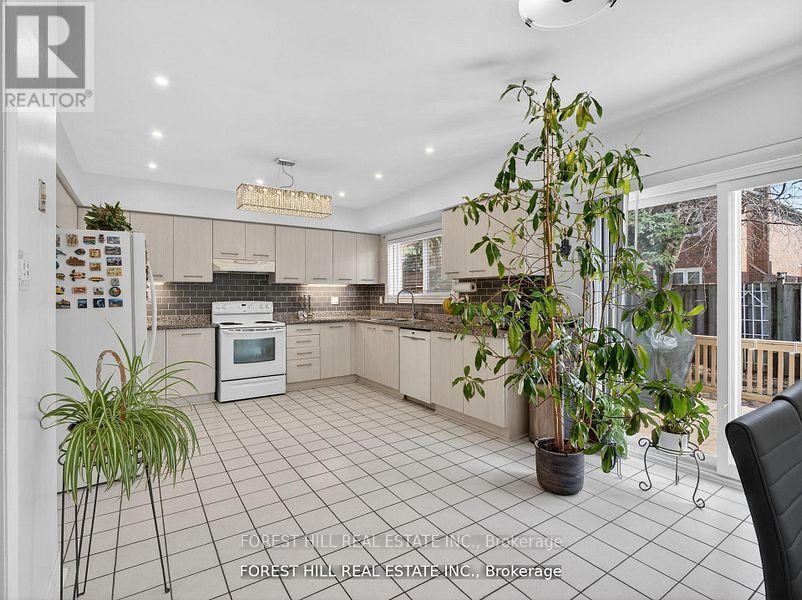 43 Rockwood Crescent, Vaughan, Ontario  L4J 7T2 - Photo 13 - N13450474