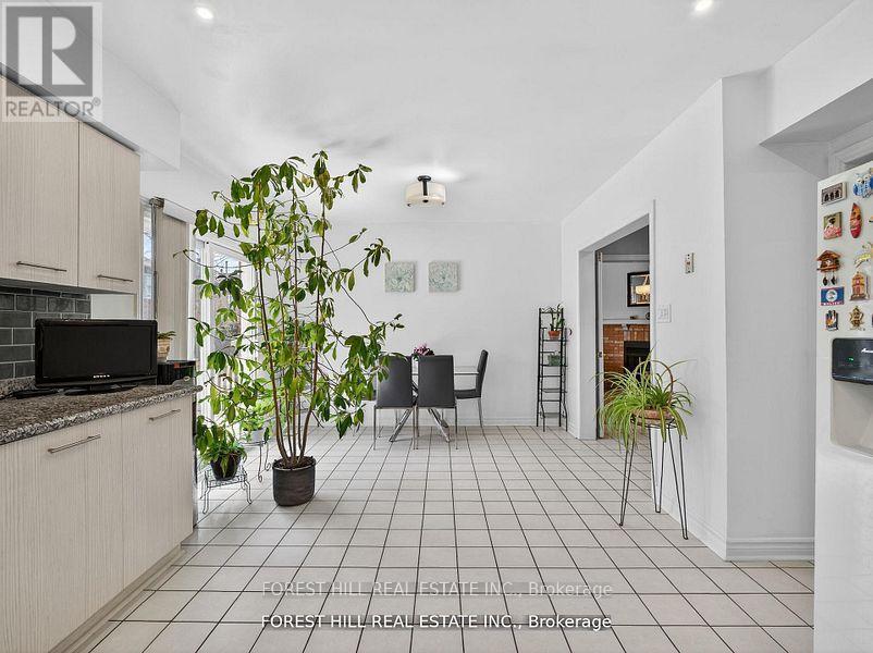 43 Rockwood Crescent, Vaughan, Ontario  L4J 7T2 - Photo 15 - N13450474