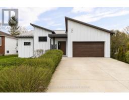 236 COX MILL ROAD, Barrie, Ontario