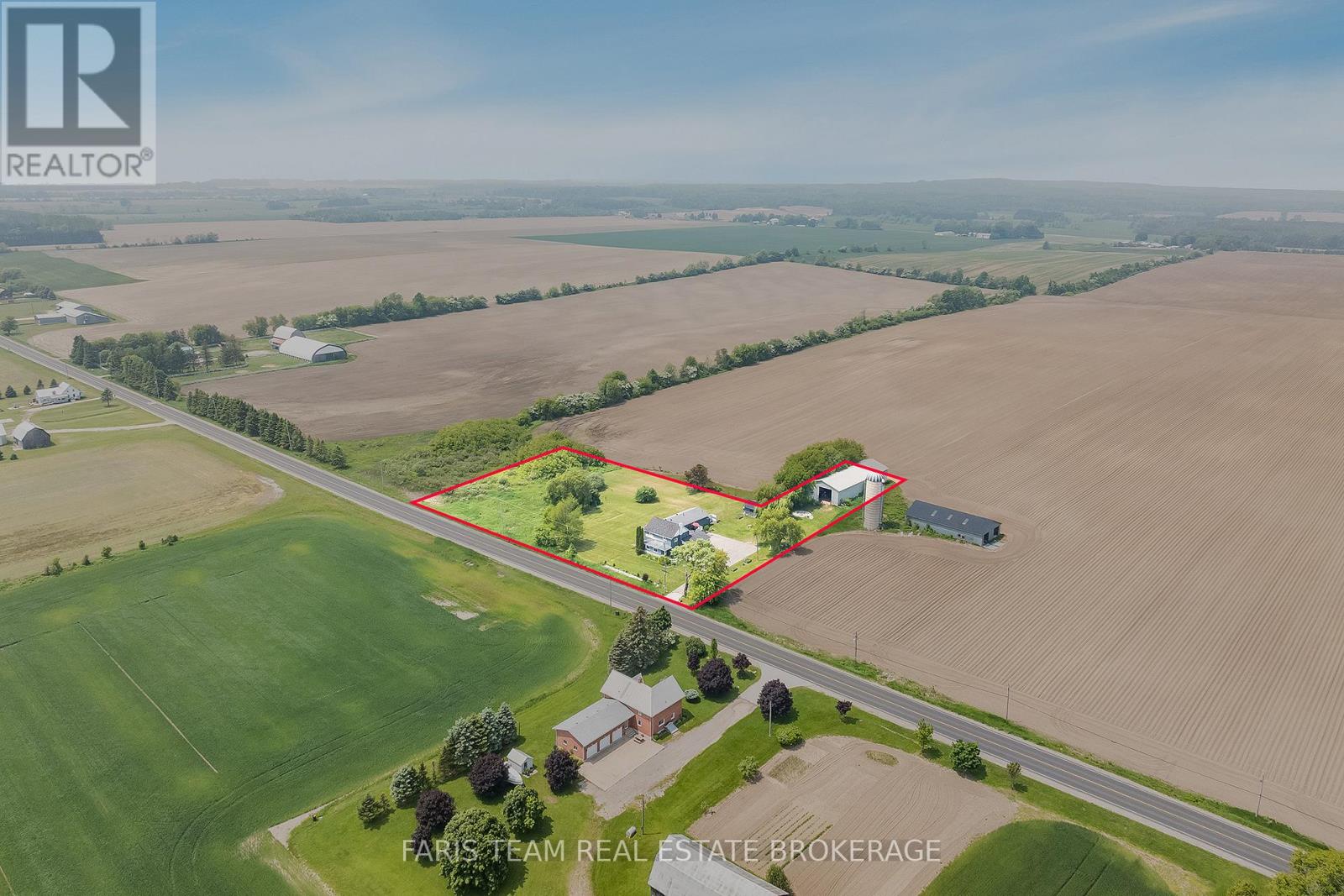 160 LAFONTAINE ROAD W, Tiny, Ontario