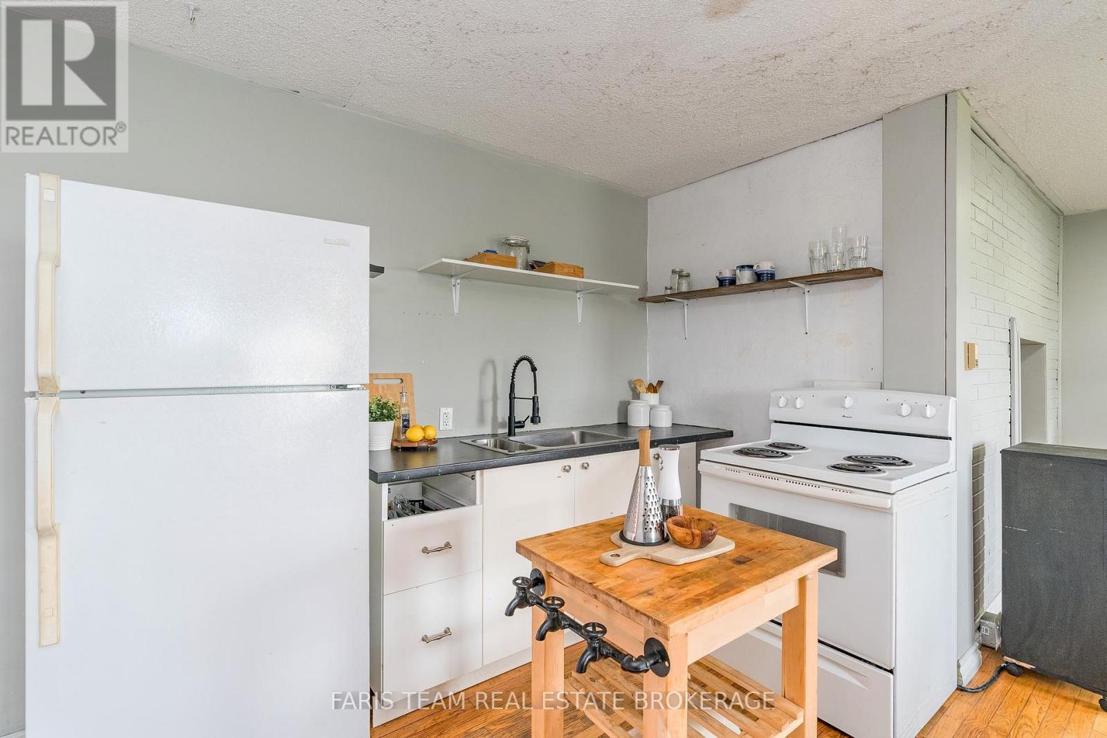 160 Lafontaine Road W, Tiny, Ontario  L9M 0H1 - Photo 19 - S13450280