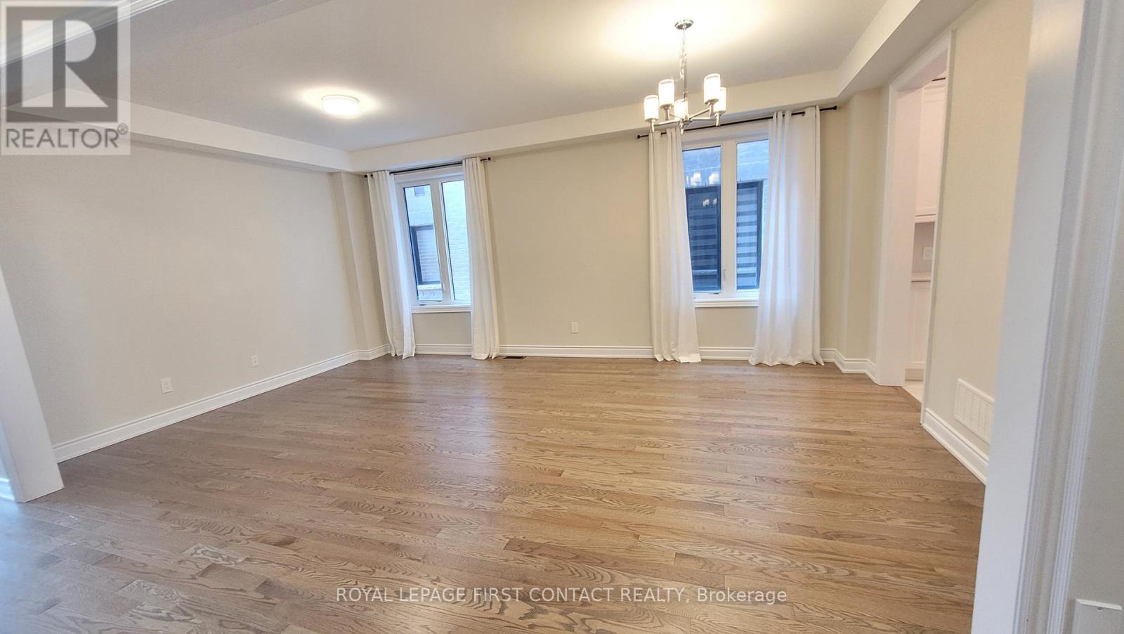 113 Bearberry Road, Springwater (Midhurst), Ontario  L0L 1Y3 - Photo 3 - S13450378