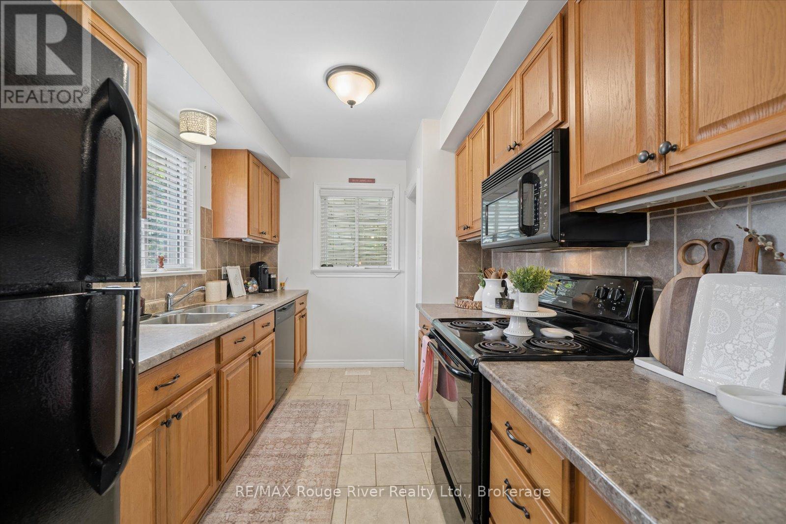 270 Windsor Street, Oshawa, Ontario  L1H 6G6 - Photo 15 - E13450682