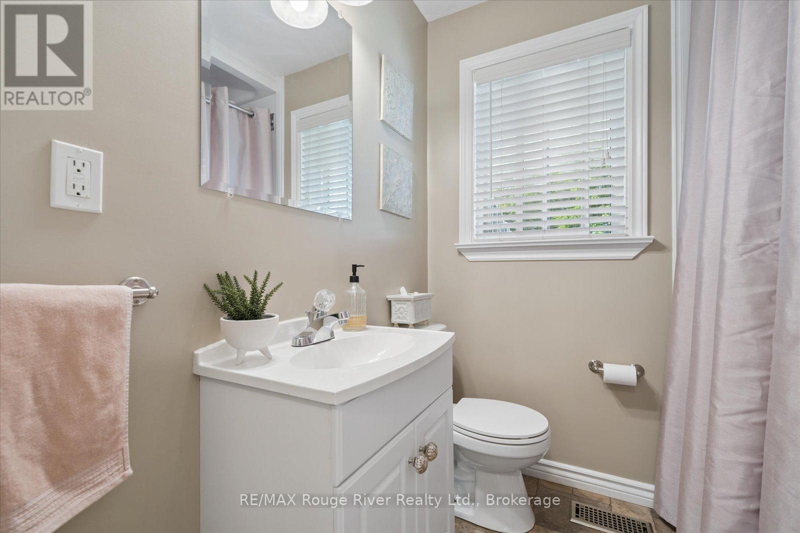 270 Windsor Street, Oshawa, Ontario  L1H 6G6 - Photo 23 - E13450682