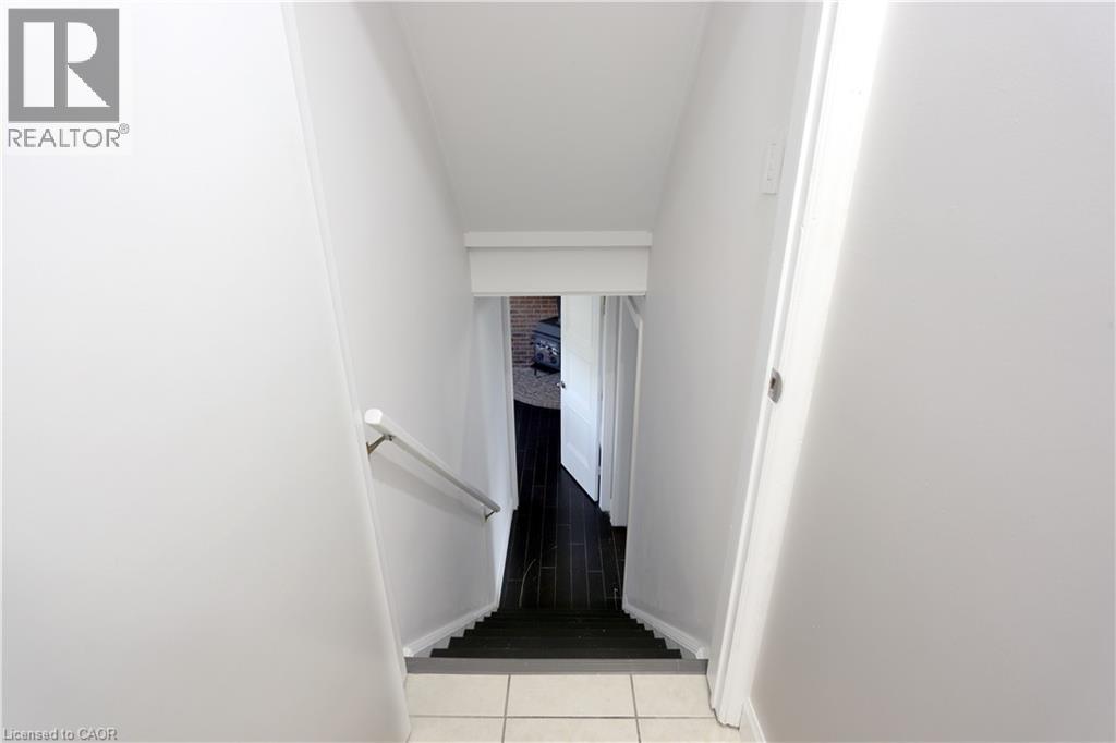 77 Orchard Mill Crescent, Kitchener, Ontario N2P 1T2 - Photo 8 - 40840278