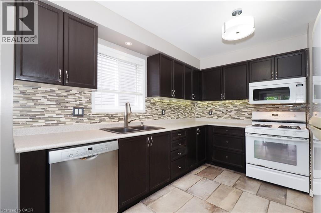 98 Langlaw Drive, Cambridge, Ontario  N1P 1J1 - Photo 15 - 40840244