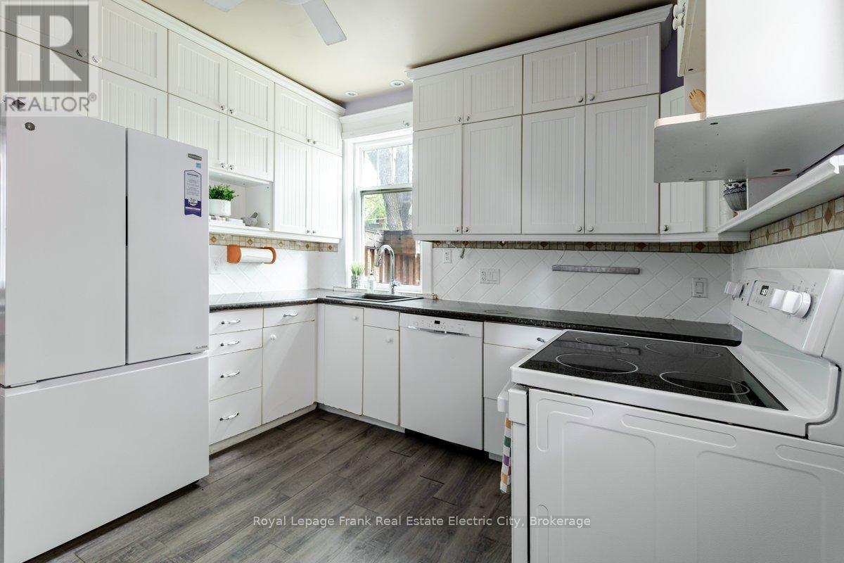 1308 Monaghan Road, Peterborough, Ontario  K9J 5M1 - Photo 10 - X13450580