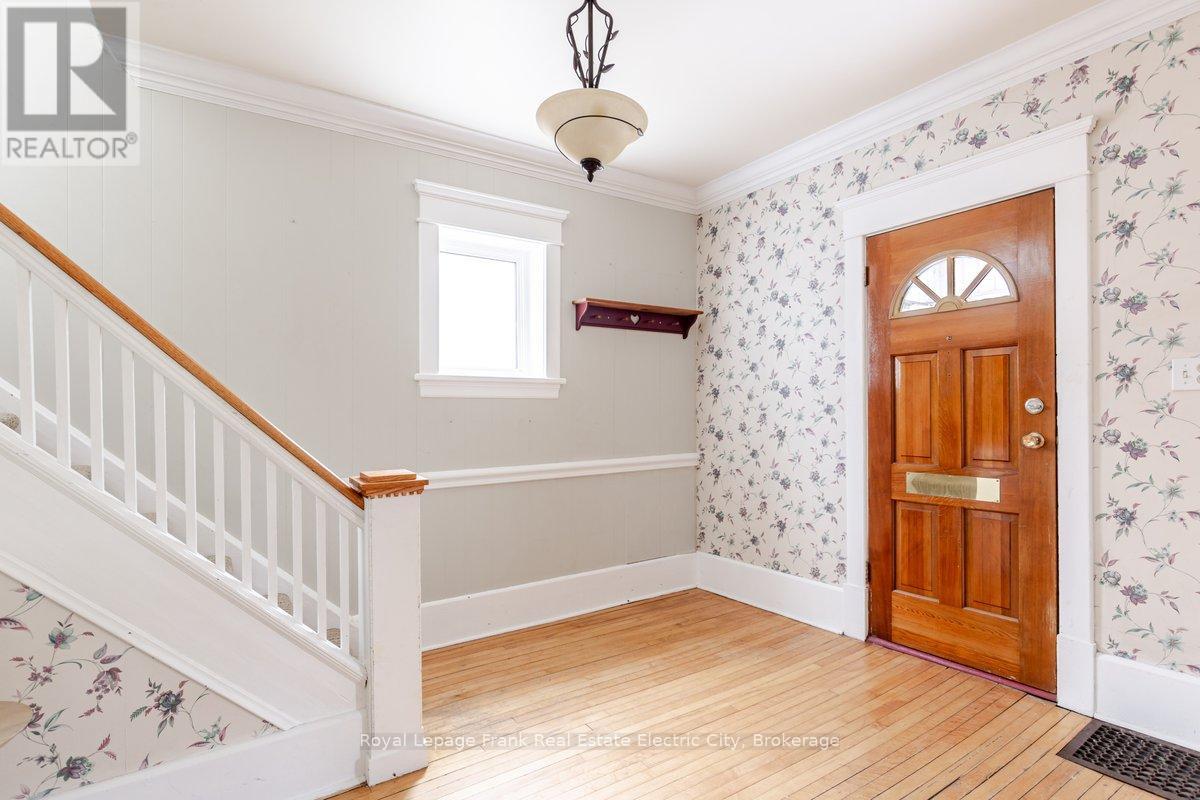 1308 Monaghan Road, Peterborough, Ontario  K9J 5M1 - Photo 5 - X13450580