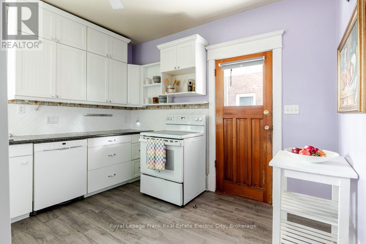 1308 Monaghan Road, Peterborough, Ontario  K9J 5M1 - Photo 9 - X13450580