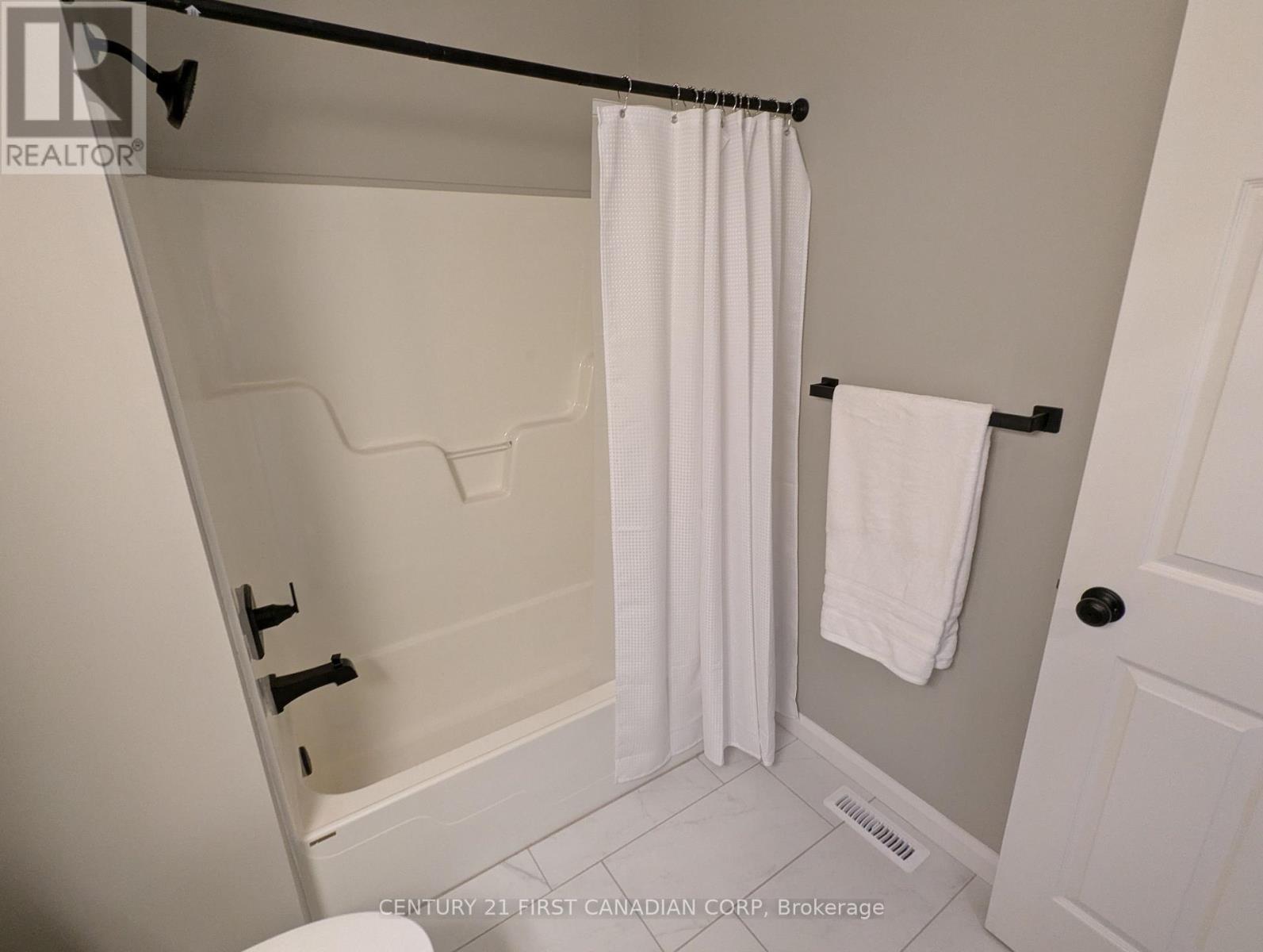 2 - 609 Colborne Street, London East, Ontario  N6B 2V3 - Photo 20 - X13450654