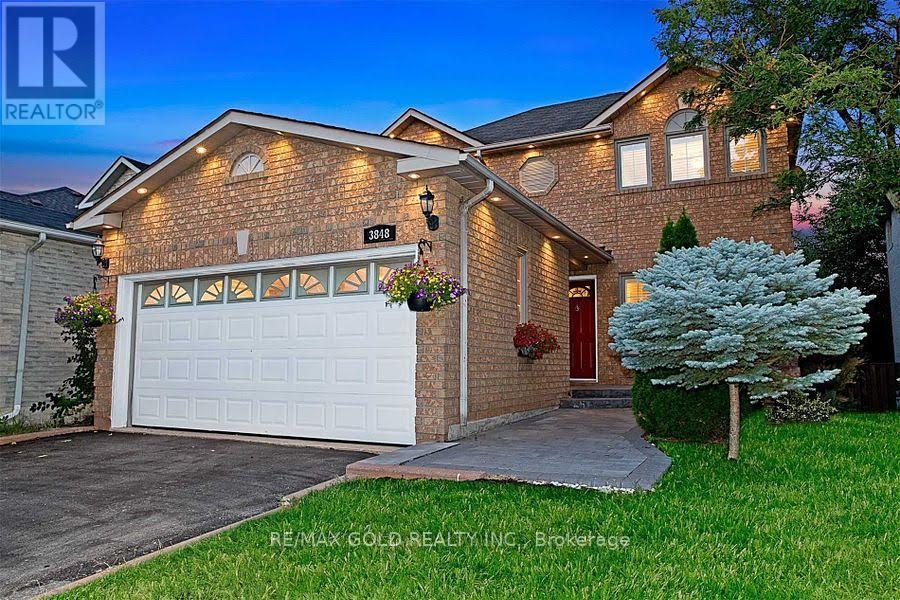 3848 PERIWINKLE CRESCENT, Mississauga, Ontario