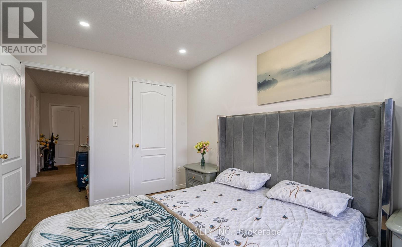 94 Bighorn Crescent, Brampton, Ontario  L6R 1G7 - Photo 17 - W13450260