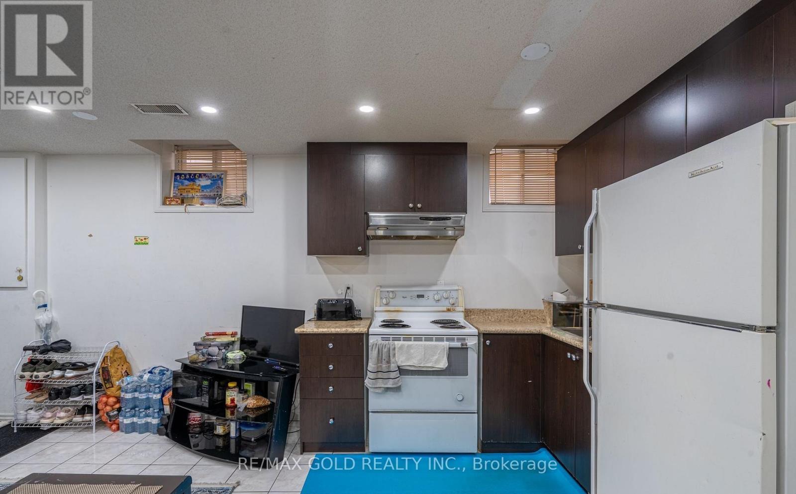 94 Bighorn Crescent, Brampton, Ontario  L6R 1G7 - Photo 29 - W13450260