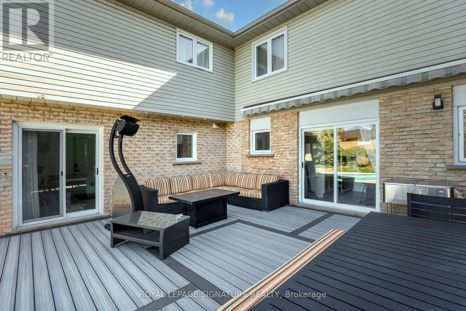 2545 Evelyn Court, Mississauga, Ontario L5A 3V1 - Photo 6 - W13450386