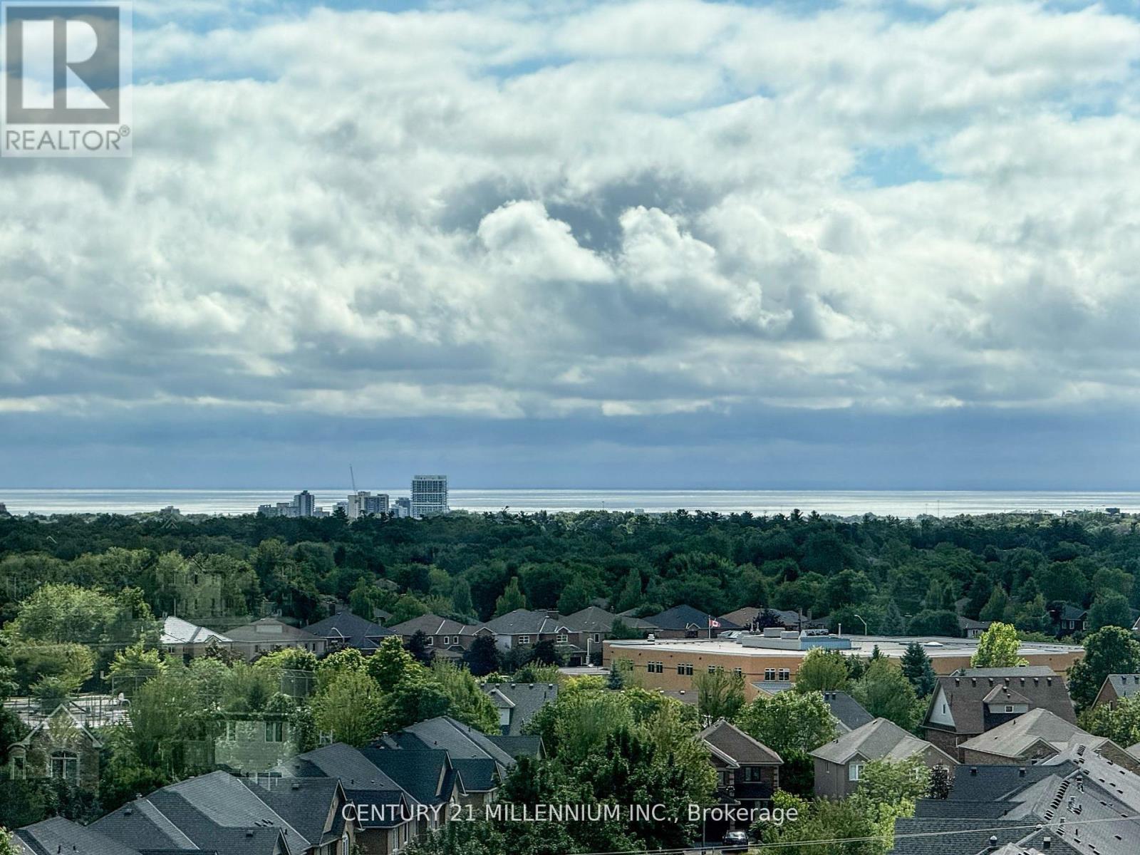 810 - 405 Dundas Street W, Oakville, Ontario  L6M 5P9 - Photo 16 - W13450408