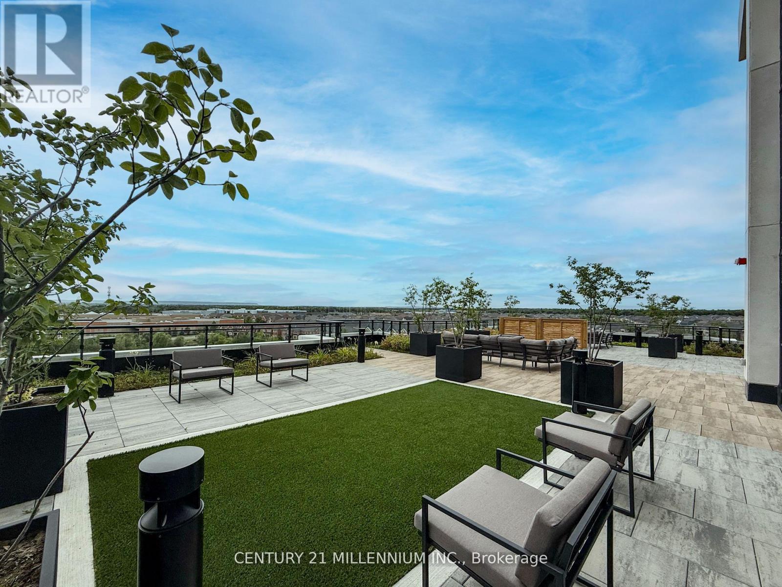810 - 405 Dundas Street W, Oakville, Ontario  L6M 5P9 - Photo 26 - W13450408