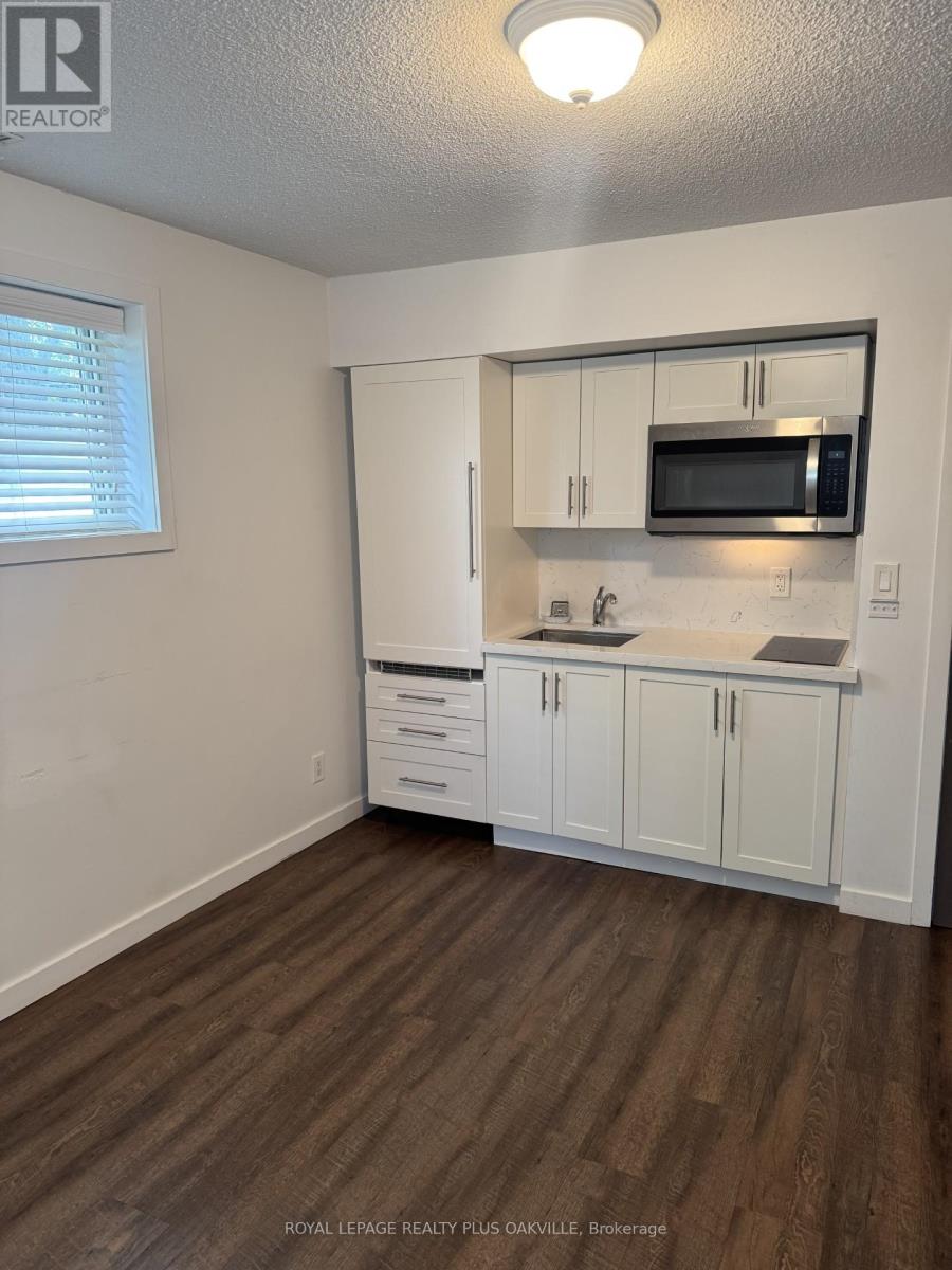 6 - 564 Lyons Lane, Oakville, Ontario  L6J 2Y1 - Photo 3 - W13450434