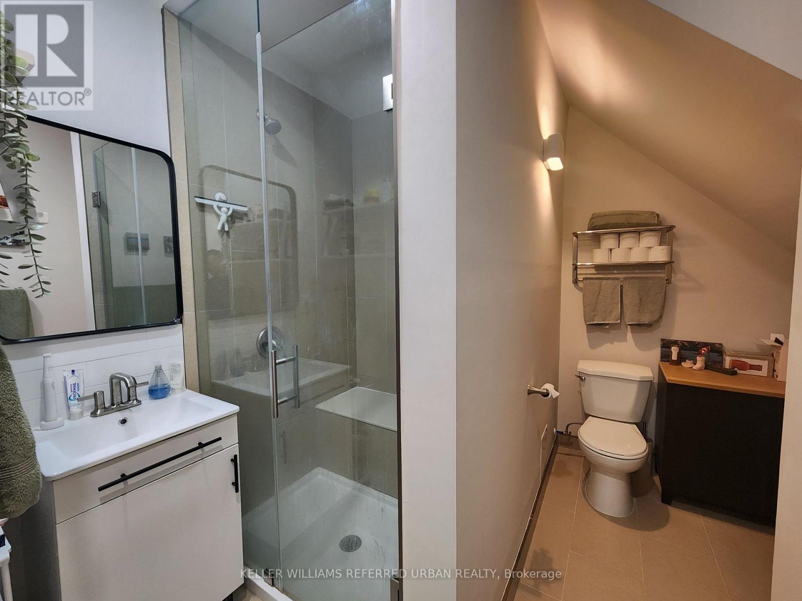 4 - 998 Bloor Street W, Toronto, Ontario  M6H 1L8 - Photo 10 - W13450446