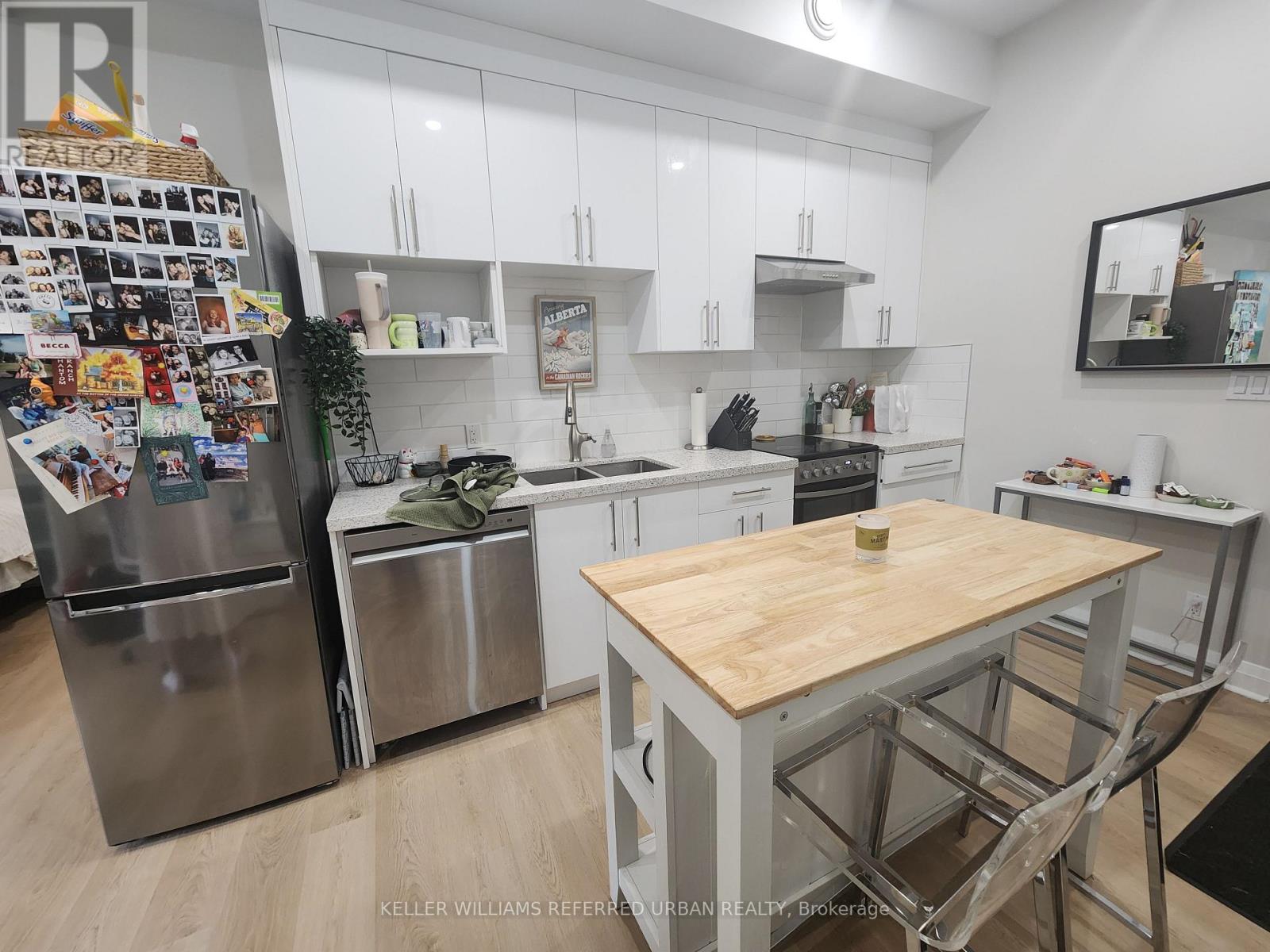 4 - 998 Bloor Street W, Toronto, Ontario  M6H 1L8 - Photo 4 - W13450446