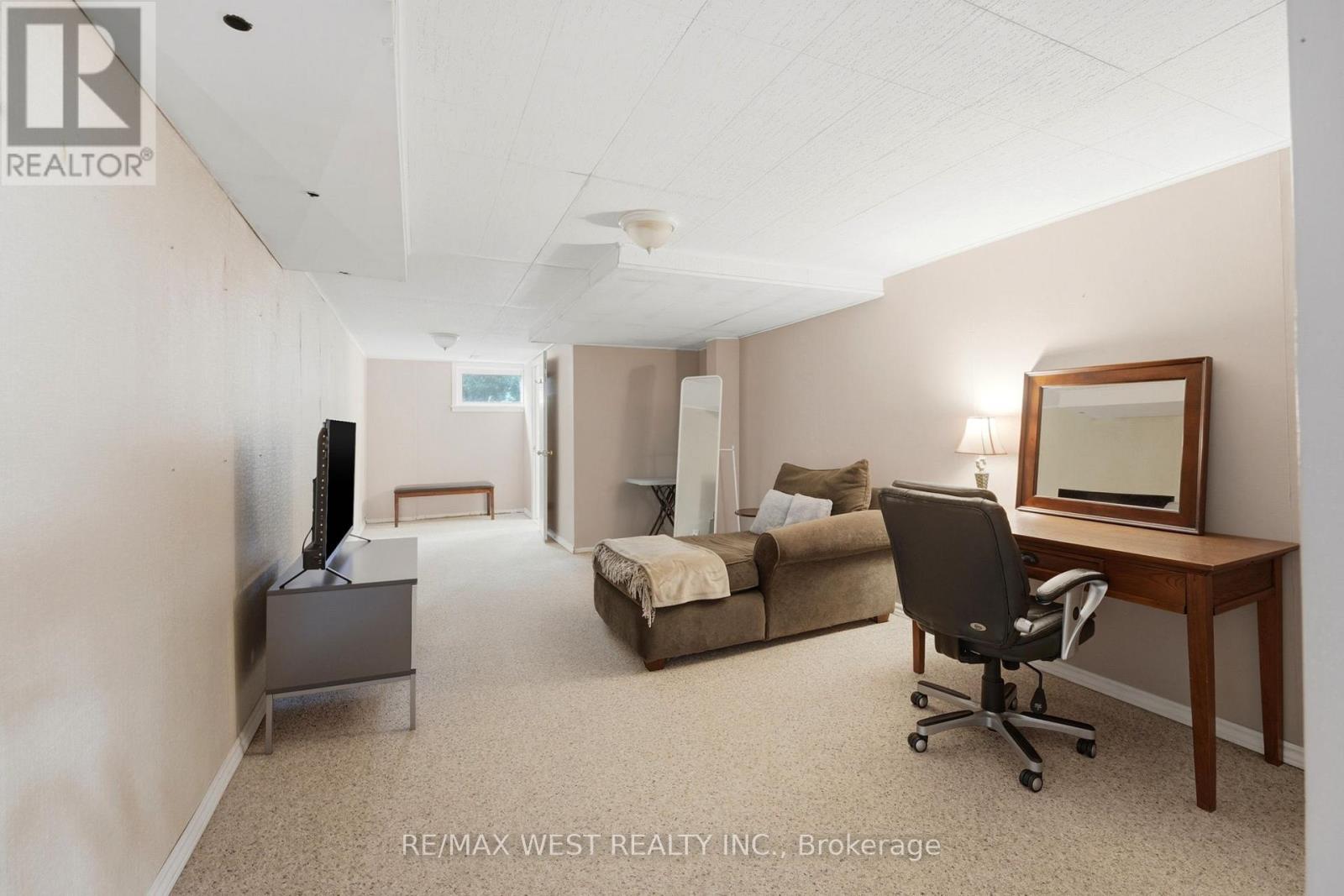 2 Renault Crescent, Toronto, Ontario  M9P 1J1 - Photo 12 - W13450464