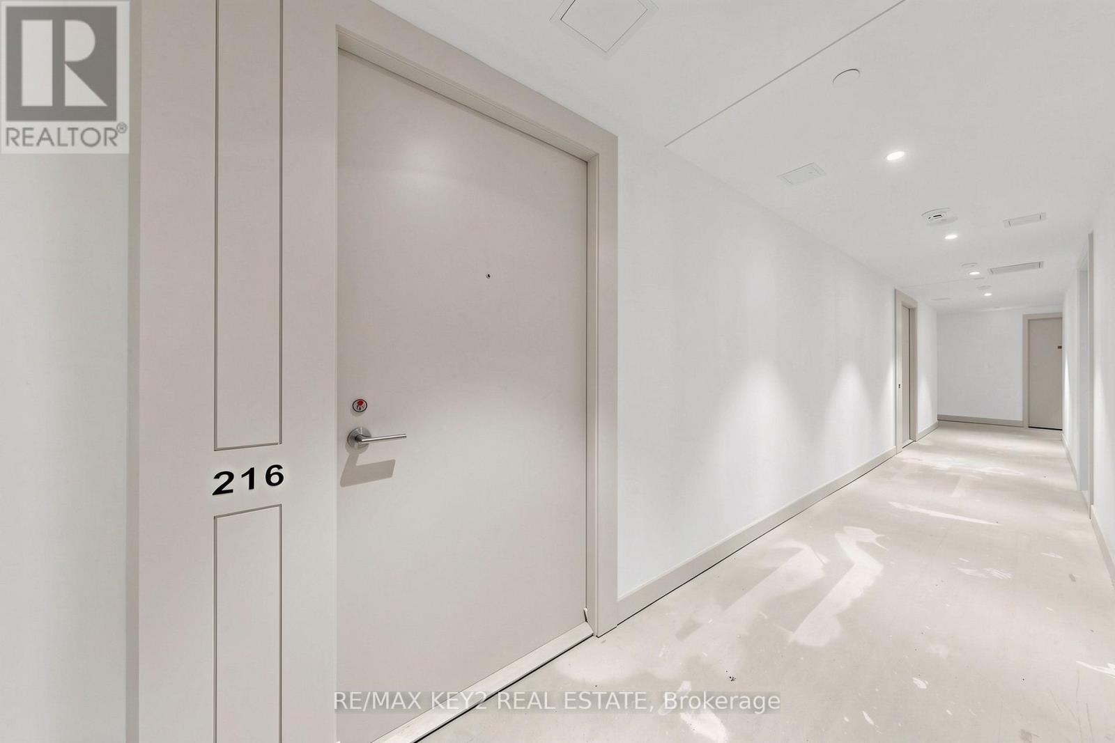216 - 4010 Eglinton Avenue W, Toronto, Ontario  M9A 0G5 - Photo 2 - W13450494