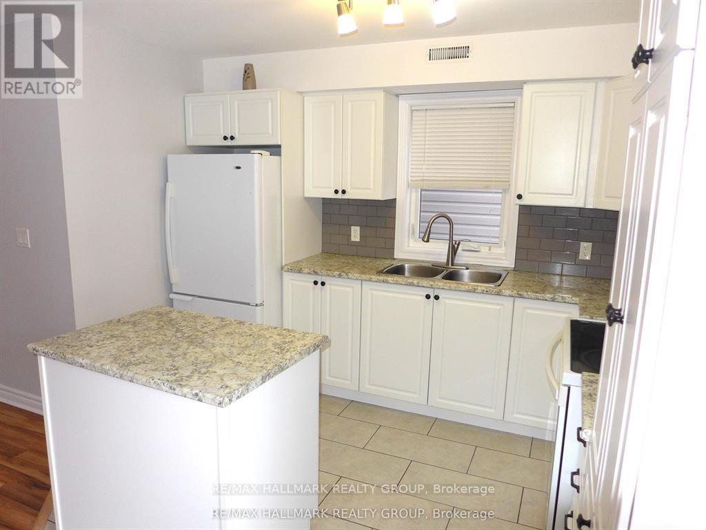 3 - 216 Carillon Street, Ottawa, Ontario  K1L 5X8 - Photo 7 - X13450662