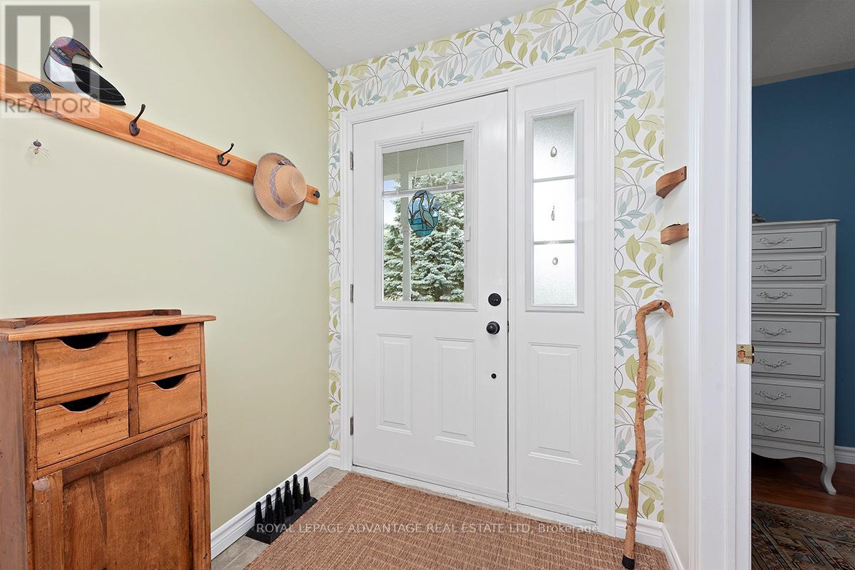 B - 120 Beckwith Street E, Perth, Ontario  K7H 1E1 - Photo 6 - X13446444