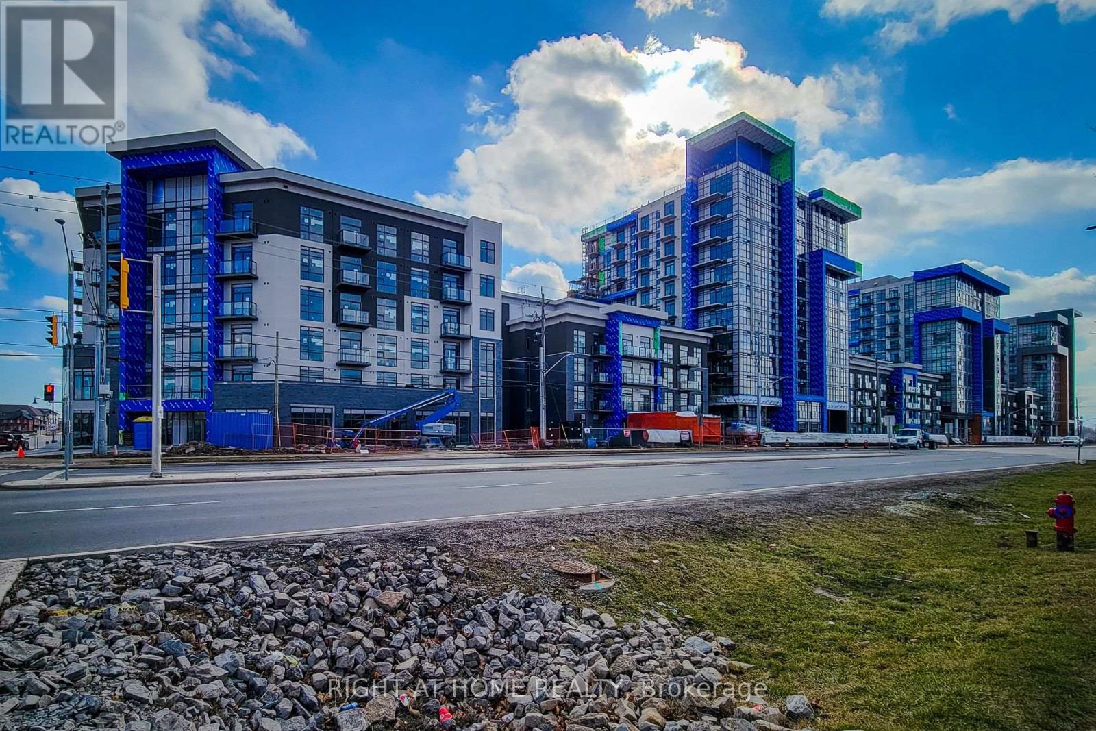 112 - 470 DUNDAS STREET E, Hamilton, Ontario