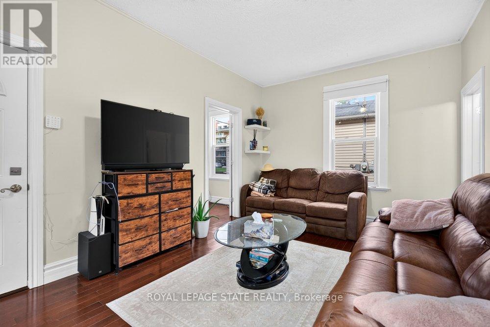 221 Grand River Avenue, Brantford, Ontario  N3T 4Y3 - Photo 9 - X13450362