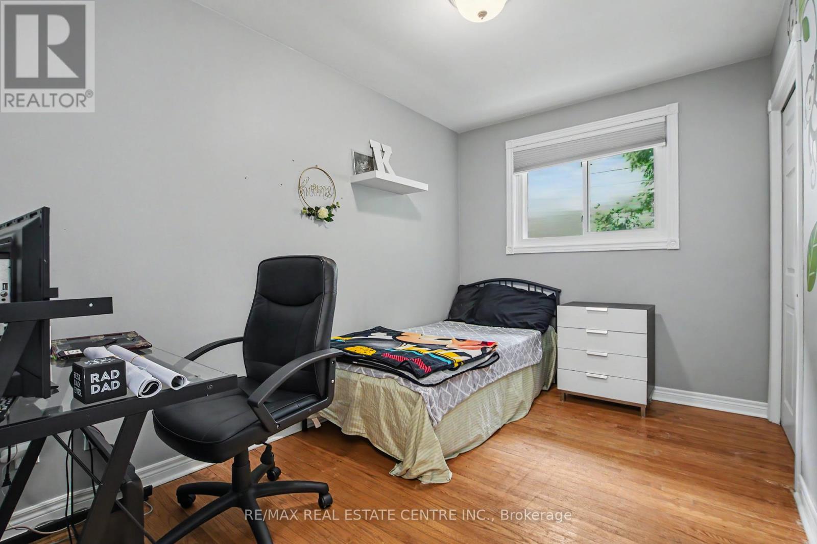 514 Havelock Drive, Waterloo, Ontario  N2L 4N7 - Photo 13 - X13450512