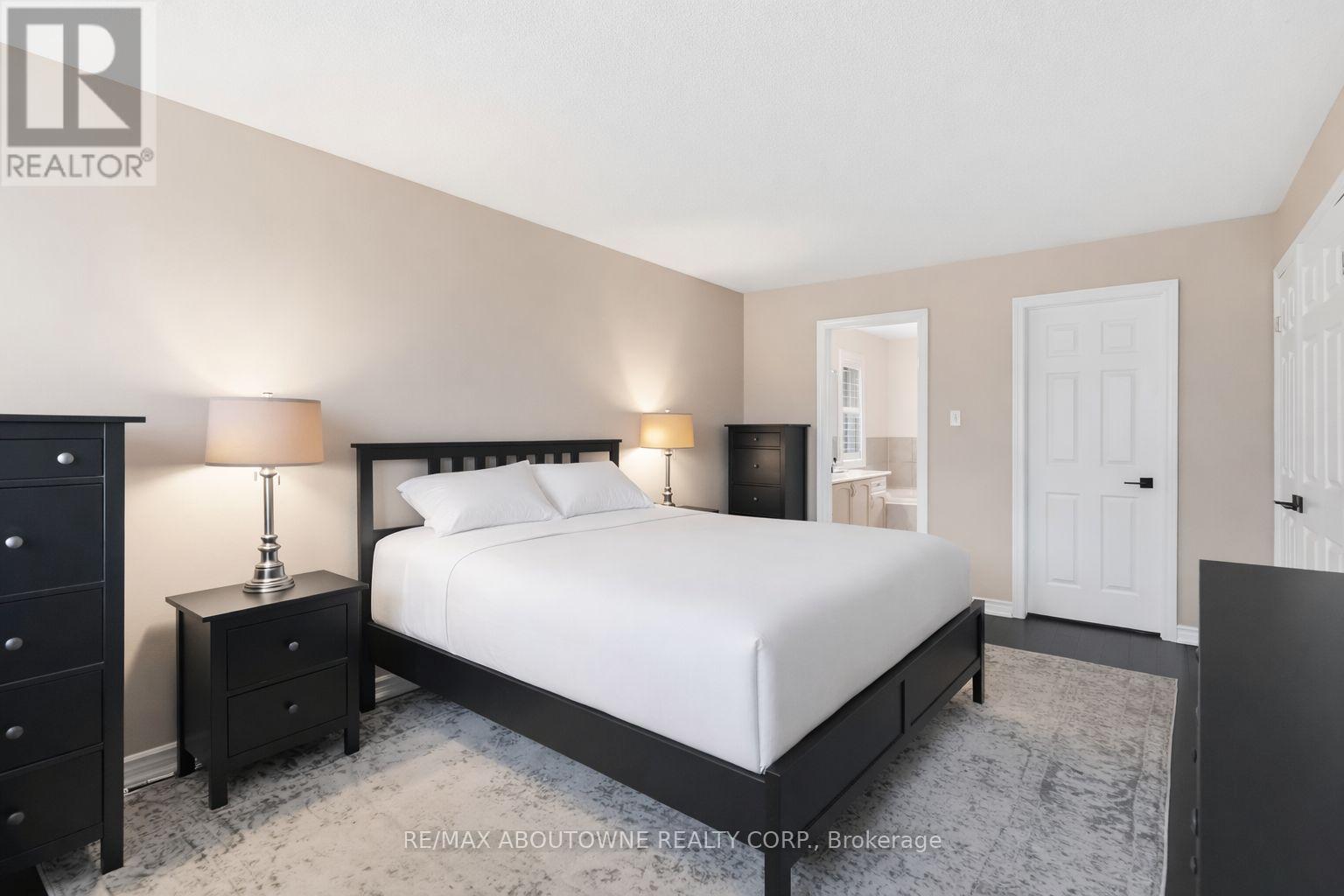 2208 Brays Lane, Oakville, Ontario  L6M 3J7 - Photo 24 - W13227522