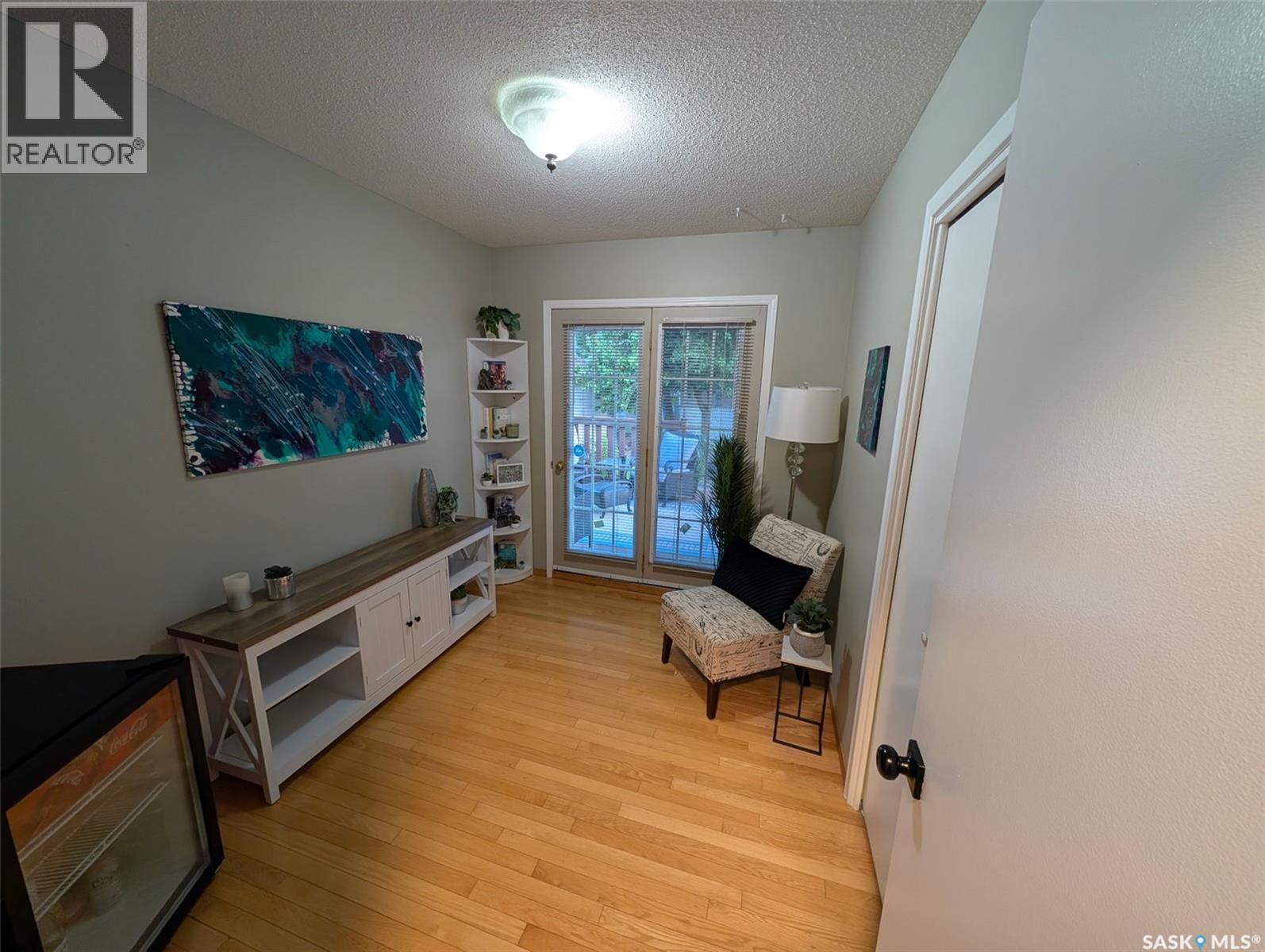 4227 Castle Road, Regina, Saskatchewan  S4S 4N4 - Photo 7 - SK039452