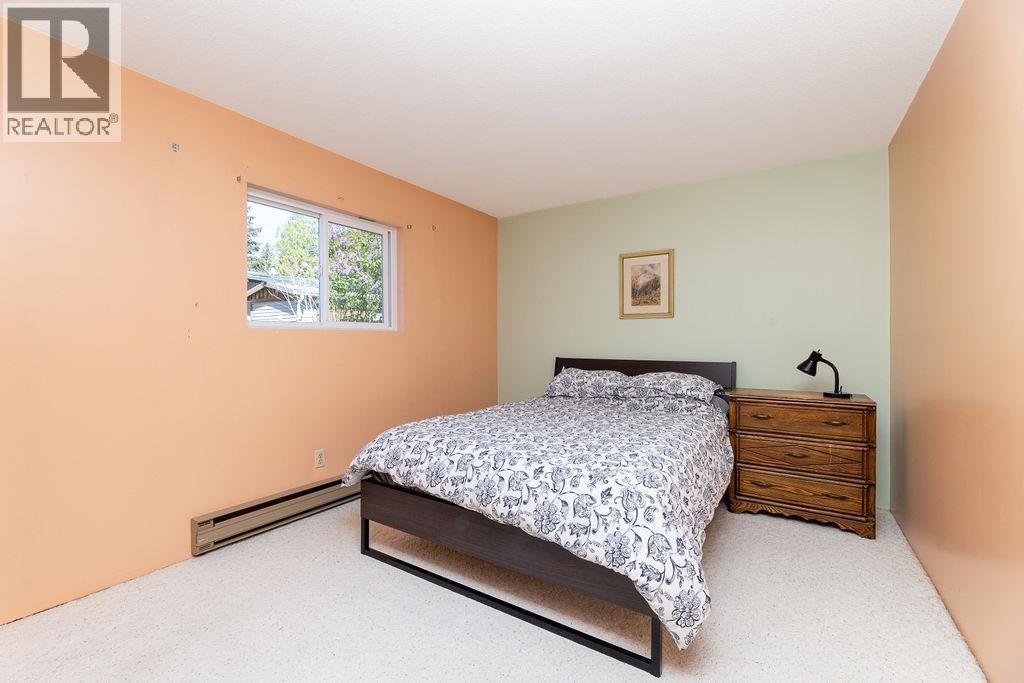 5607 Wakefield Road, Sechelt, British Columbia  V7Z 0N3 - Photo 18 - R3136340