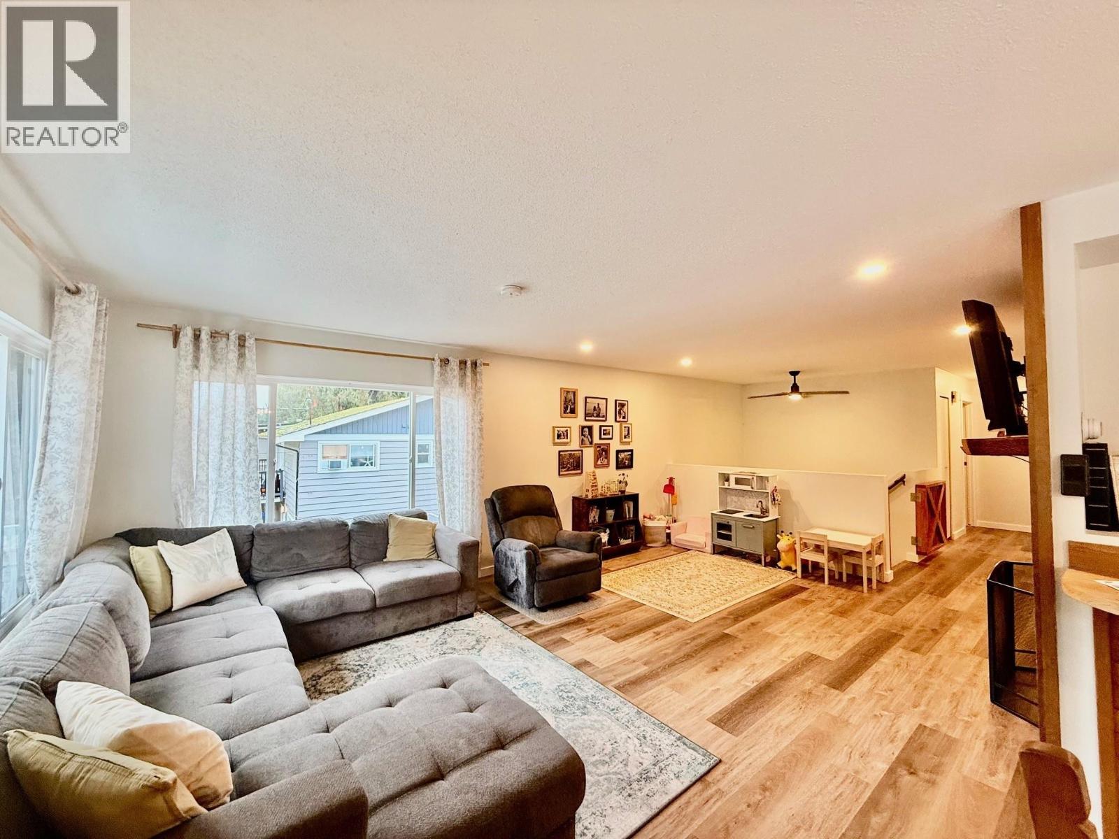 5607 Wakefield Road, Sechelt, British Columbia  V7Z 0N3 - Photo 21 - R3136340