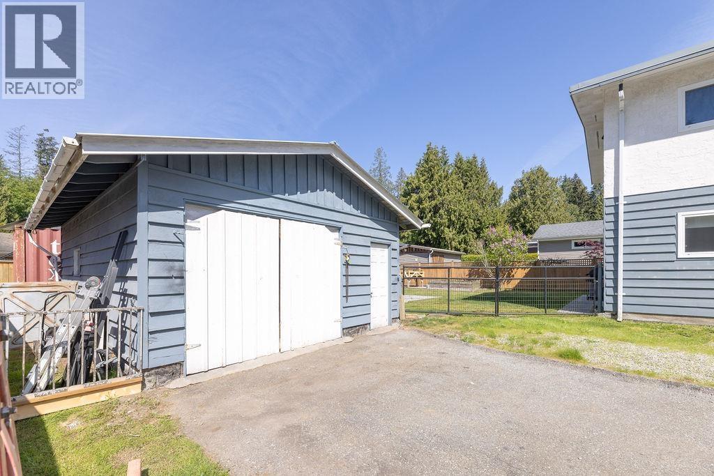 5607 Wakefield Road, Sechelt, British Columbia  V7Z 0N3 - Photo 36 - R3136340