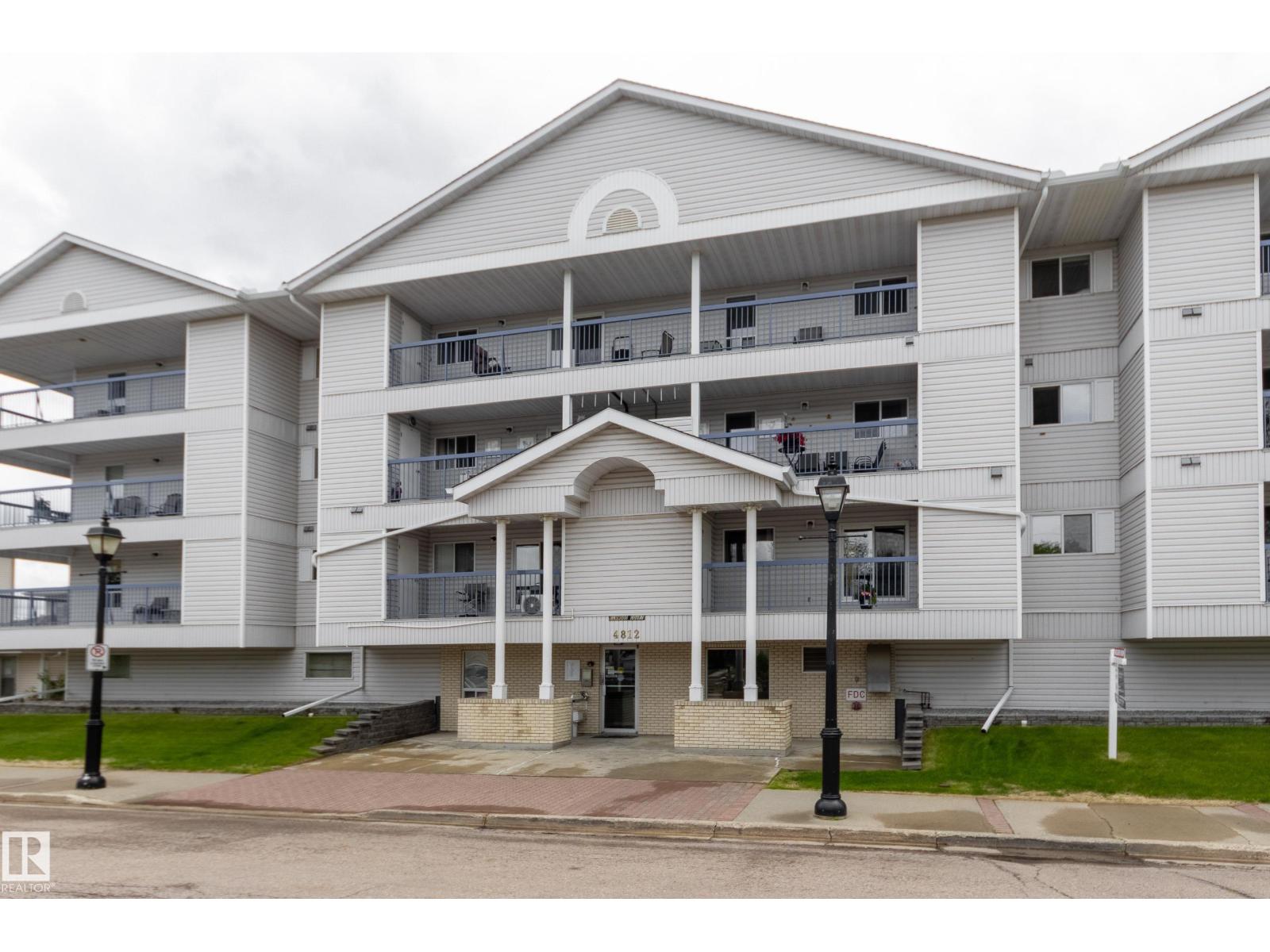 #203 4812 51 Av, Stony Plain, Alberta  T7Z 1P7 - Photo 2 - E4493895