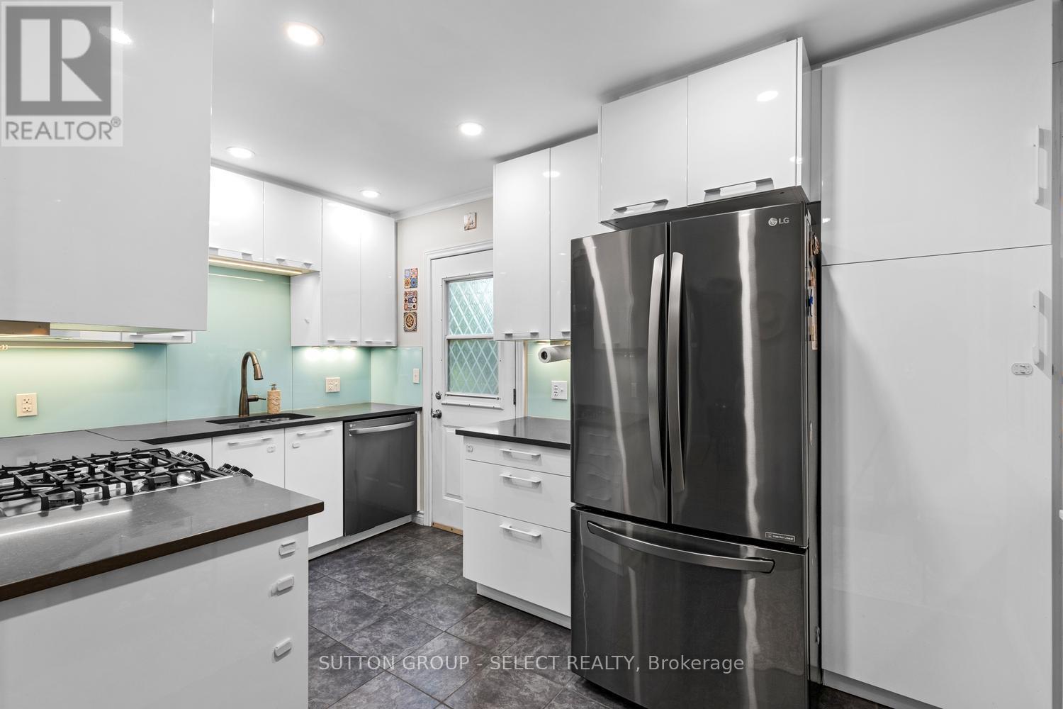 72 Emery Street E, London South, Ontario  N6C 2C8 - Photo 6 - X13449430